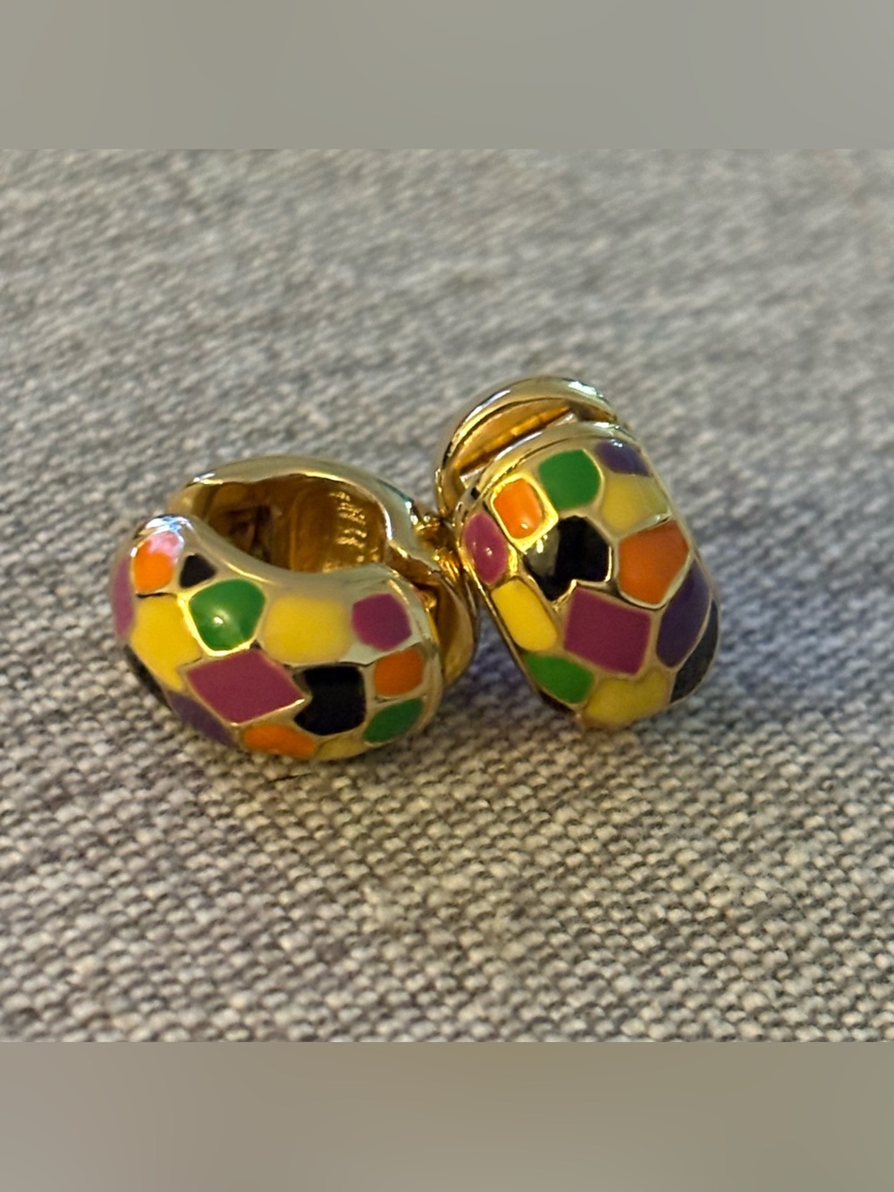 Erwin Pearl Multicolor Enamel Hoop Earrings — Mosaic Pattern - Picture 6 of 8